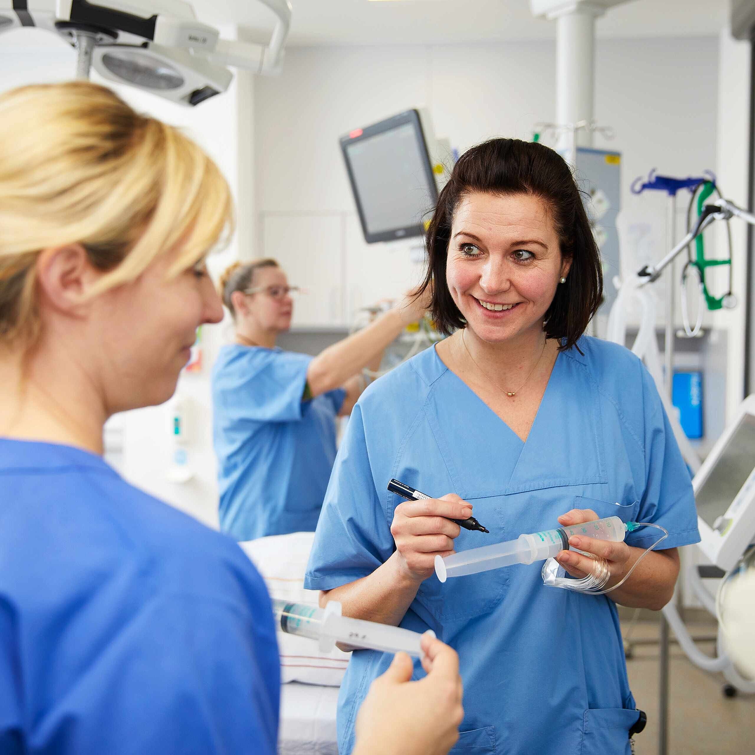 Weiterbildung zur Fachpflegeperson für Intensivpflege und Anästhesie