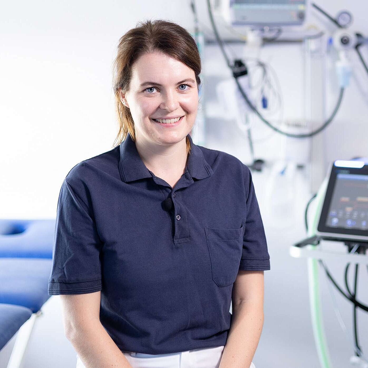 Franziska Thüne arbeitet als Logopädin im BG Klinikum Hamburg Franziska Thüne arbeitet als Logopädin im BG Klinikum Hamburg